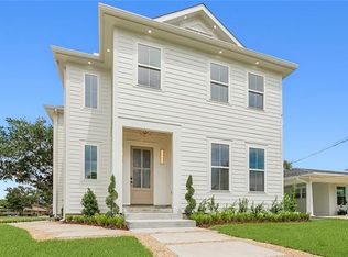 1357 Rose Garden Dr, Metairie, LA 70005