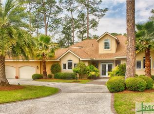 2 Springpine Ln, Savannah, GA 31411