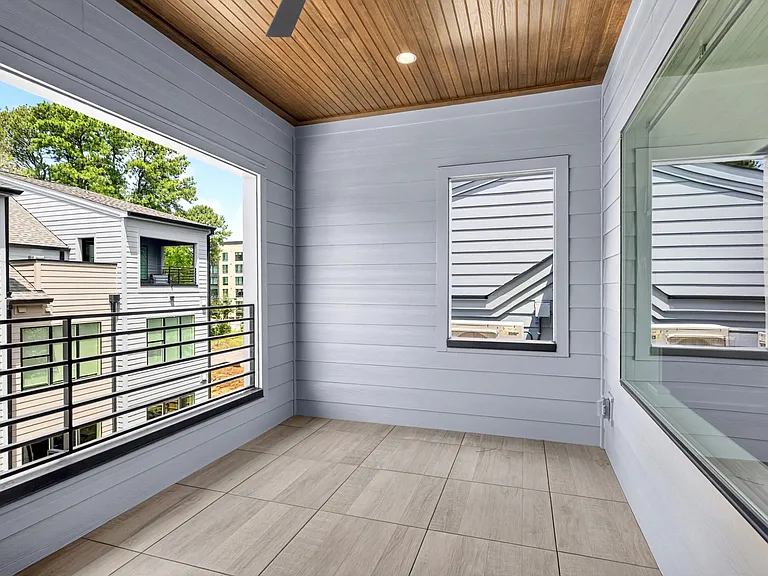 407 Chatham View Rd — Photo 53