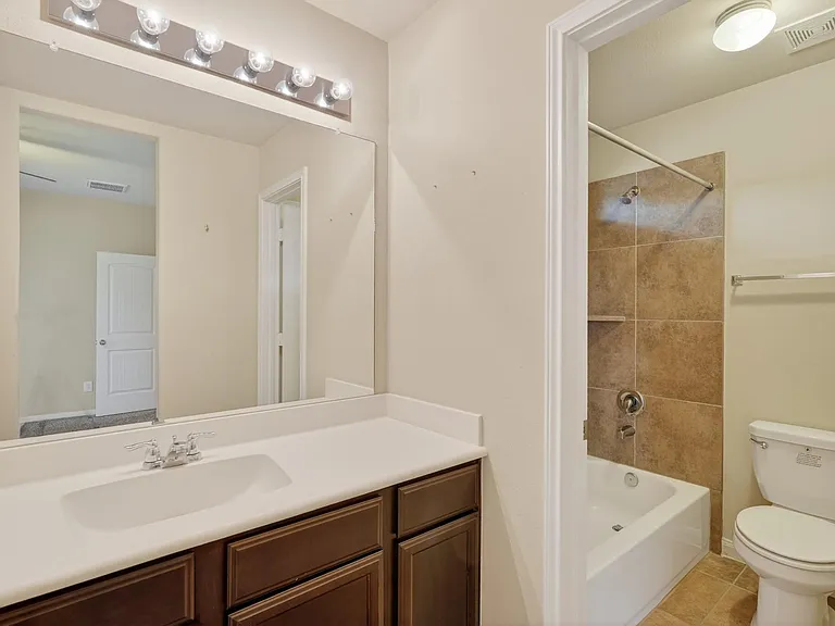 13302 Hidden Valley Dr — Photo 42