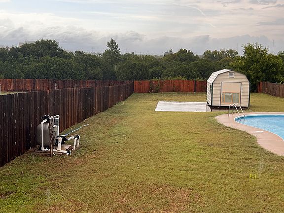 5th image of 3505 Lakecrest Dr