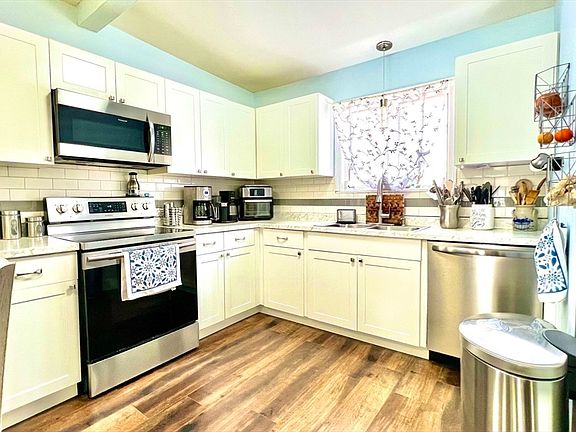 5th image of 603 Temple St