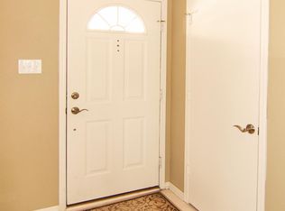 10179 Holly Berry Cir, Fishers, IN 46038