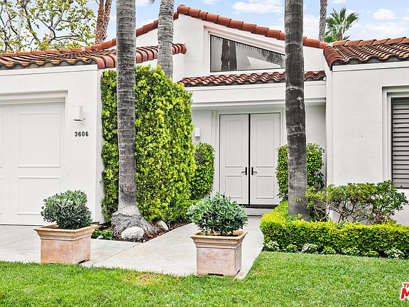2nd image of 3606 Malibu Country Dr