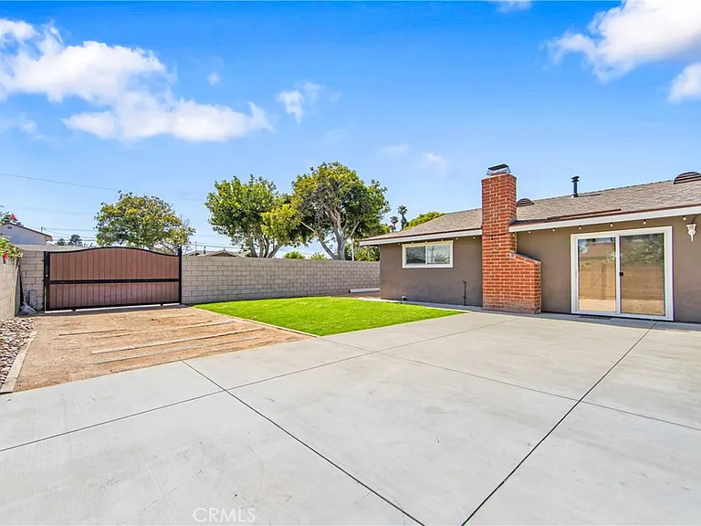5892 Meadowlark Dr — Photo 7