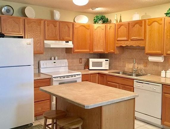 2nd image of 5894 Callaway Cir #5894