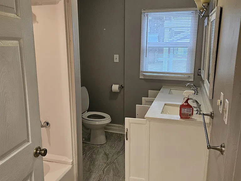 1742 Azalea Point Rd — Photo 5