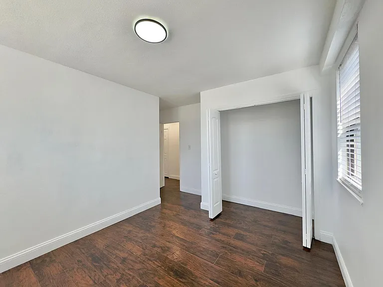 11720 Edgewater Dr #216 — Photo 8