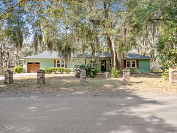 1110 Hookstra Dr, Beaufort, SC 29902