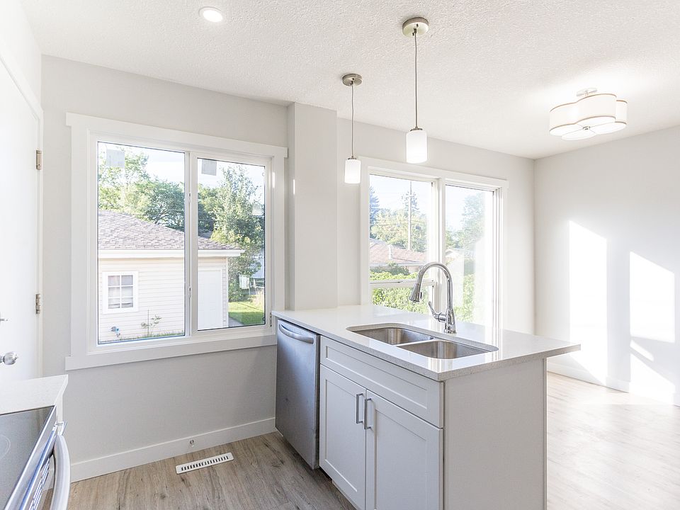 3 Kitchen 2_09202022