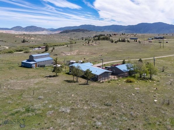 927 Coyote Ln, Butte, MT 59701
