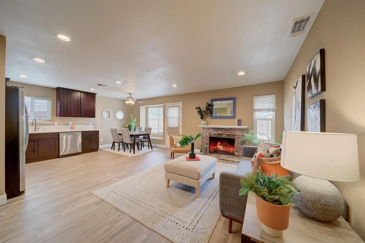 8116 Cottonridge Circle photo 1