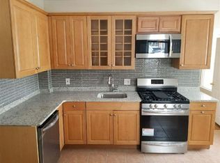 35 Plymouth St #1, Cambridge, MA 02141