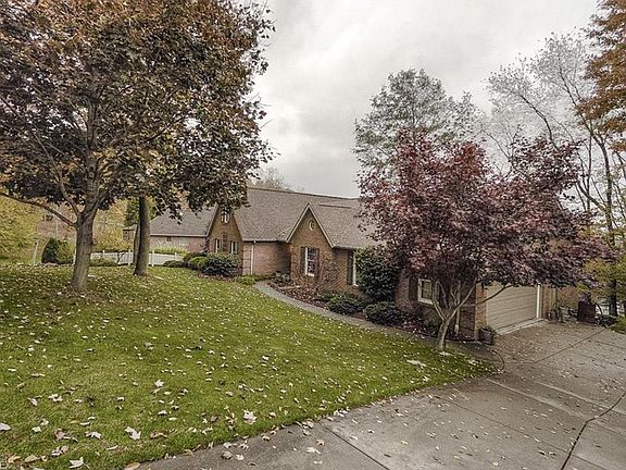 4th image of 2251 Oak Tree Dr NW