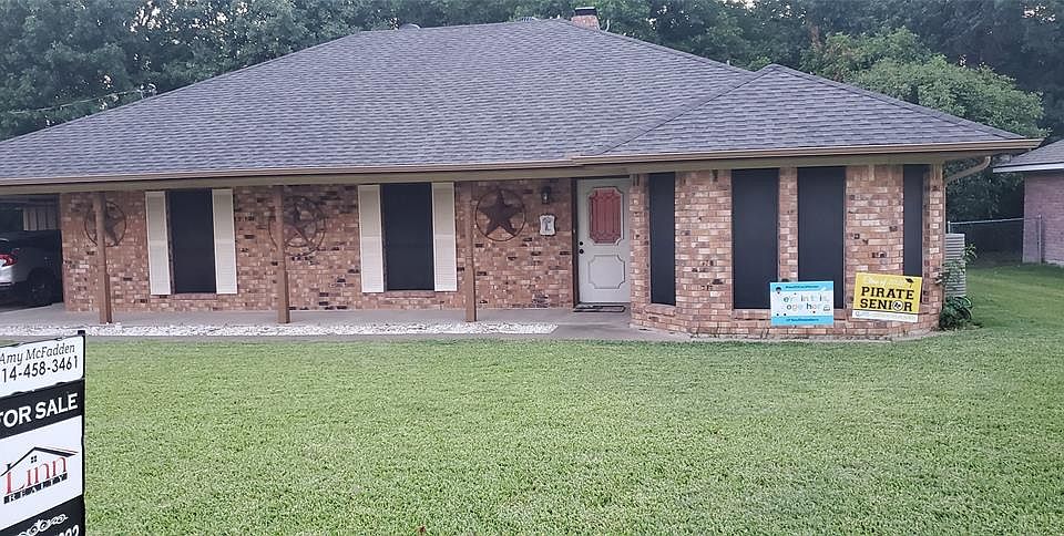 1st image of 414 Creekside Dr