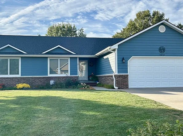 4212 Lindsey Dr, Manhattan, KS 66502