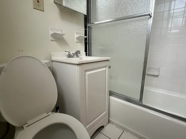 570 Newark Avenue image 6 of 15