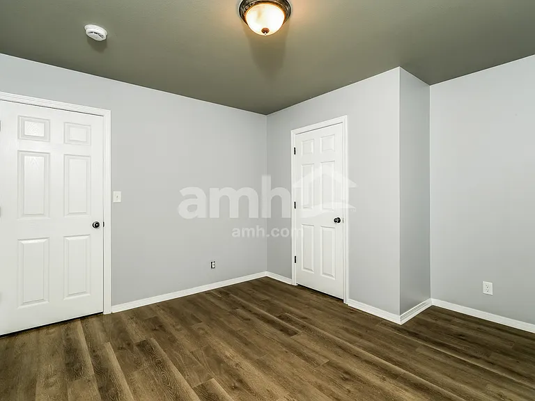 2613 W Huntsville St — Photo 15