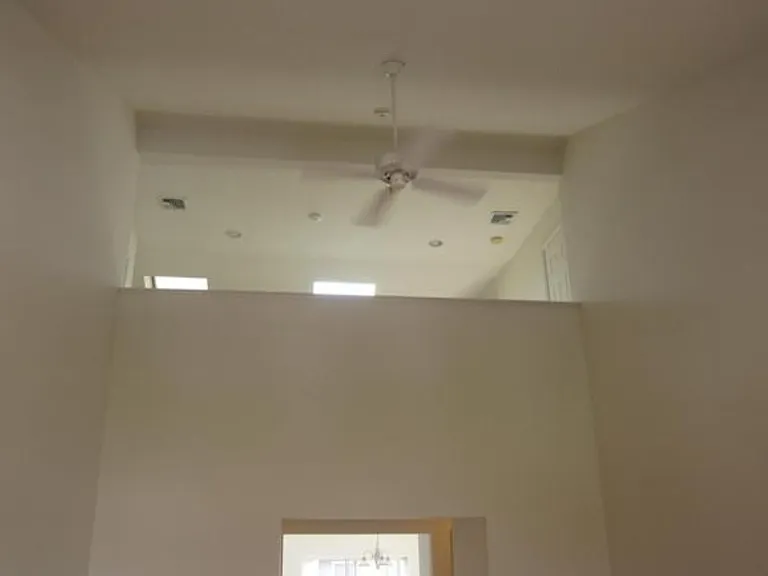 25 College Ave — Photo 9