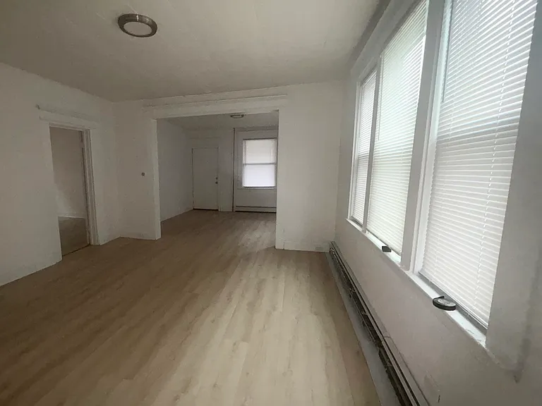 127 Pearl St #1 — Photo 5
