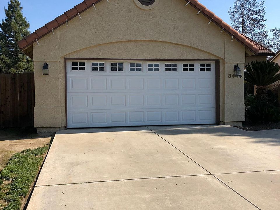 1st image of 3444 S Lincoln Ct