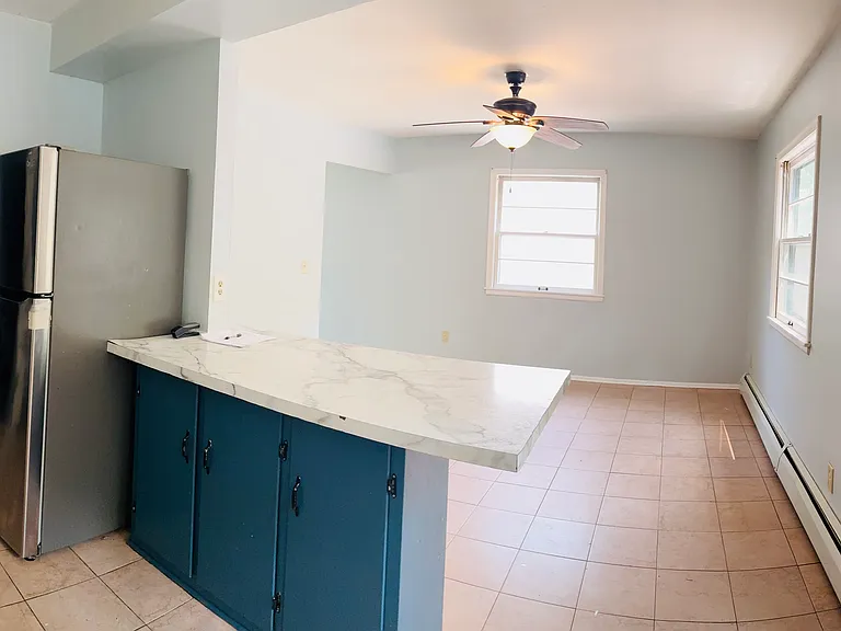 1318 Circle Terrace Blvd NE — Photo 12