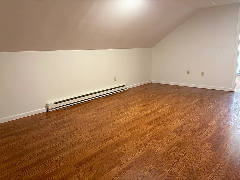 21 Nichols St #3 — Photo 10