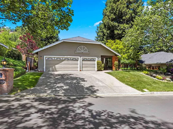 132 Oakridge Dr, Danville, CA 94506