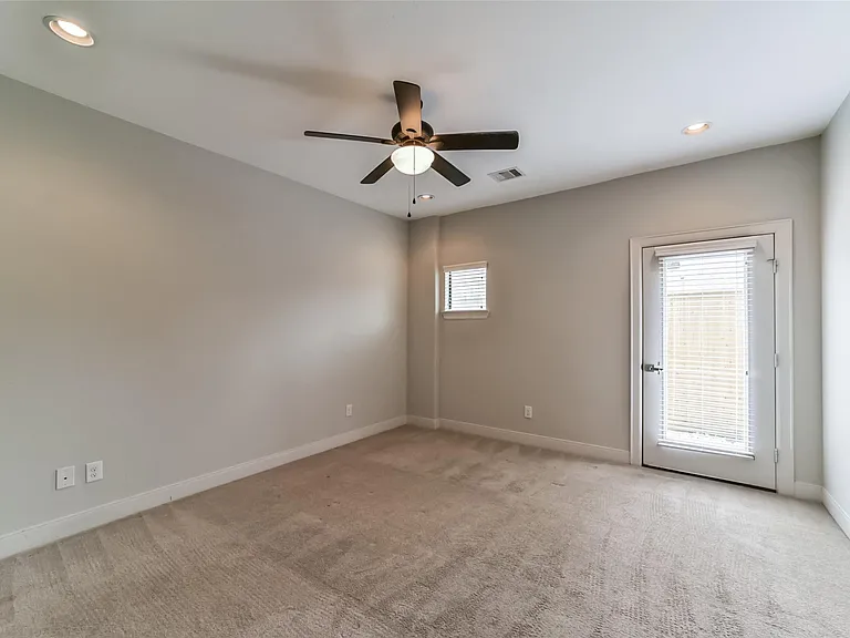 5309 Petty St — Photo 6