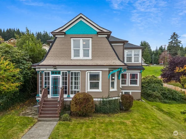 604 W First Street, South Bend, WA 98586