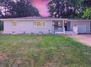 4961 S Roosevelt Rd, Stevensville, MI 49127