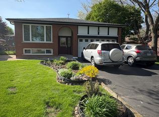357 Gage Ct, Burlington, ON L7T 4E1