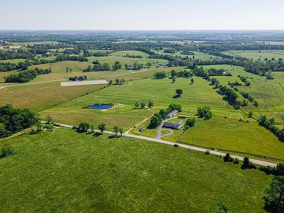 2nd image of 2083 Clintonville Rd