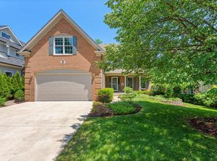 9 Blodgett Ave, Clarendon Hills, IL 60514