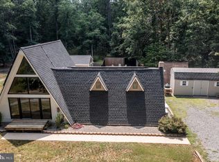 6332 Holly St, Mays Landing, NJ 08330