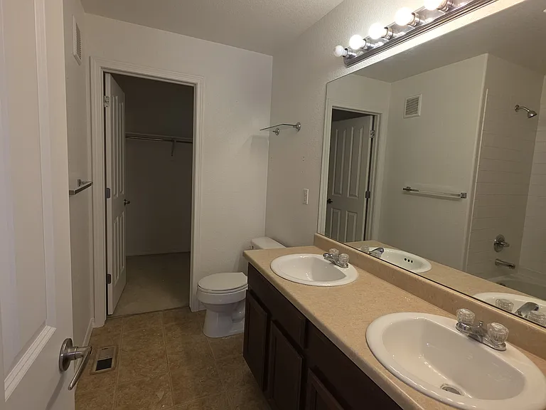 12850 Jasmine St #F — Photo 16