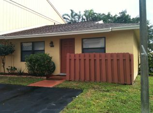 5280 Tennis Ln, Delray Beach, FL 33484