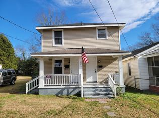 206 N 4th St #B, Suffolk, VA 23434