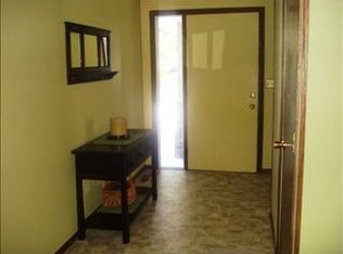 108 Malvern Dr, Normal, IL 61761