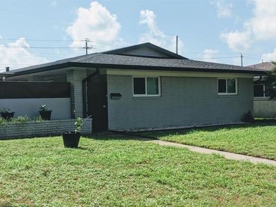 5601 Rosewood Dr, Galveston, TX, 77551