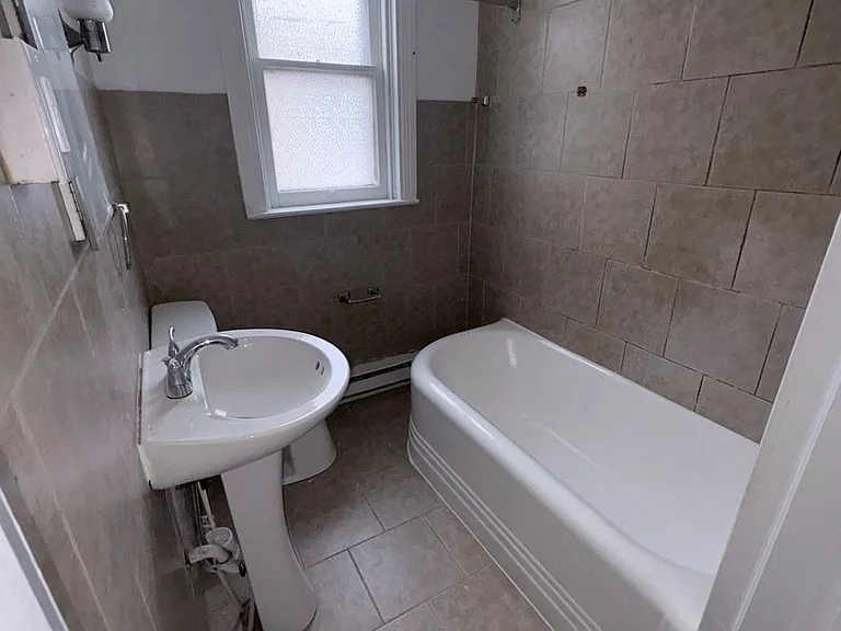 613 W King St #2 — Photo 16