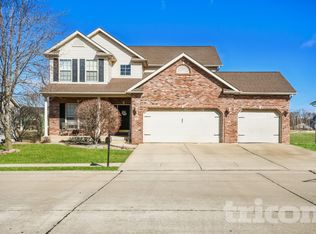 733 Merrifields Dr, O'Fallon, IL 62269