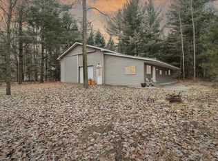 66 S Maida Rd, Linwood, MI 48634