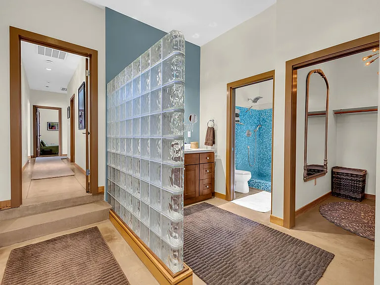 53945 Eisenhower Dr — Photo 30