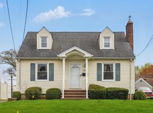 221 Morristown Rd, Linden, NJ 07036