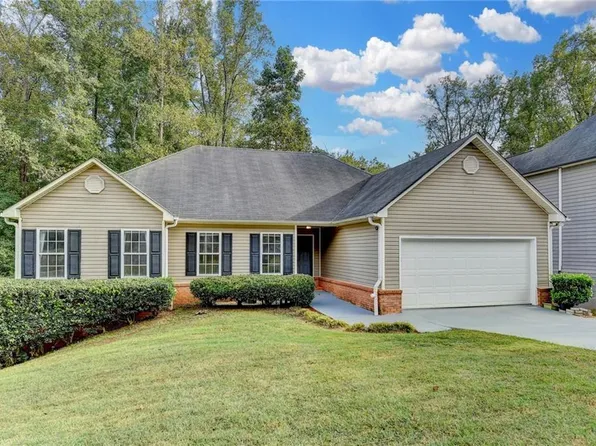 3401 Mosswood Ln, Rex, GA 30273