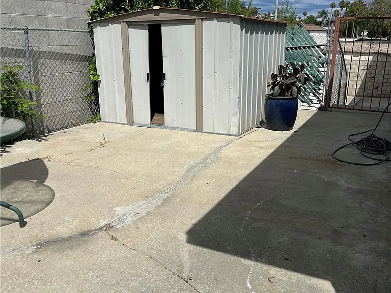 5245 Navarro St — Photo 6