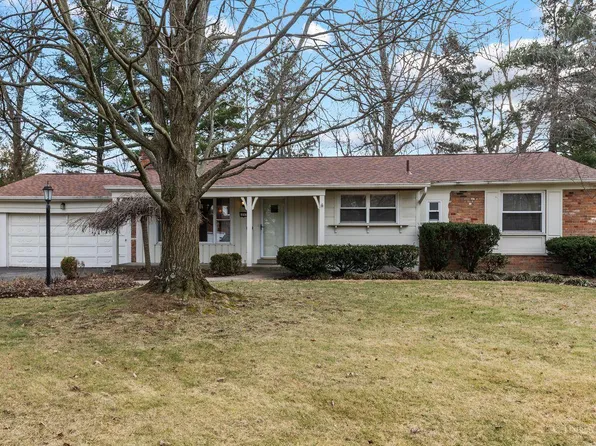 6843 Miami Hills Dr, Cincinnati, OH 45243
