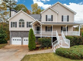 100 Hearthstone Walk, Woodstock, GA 30189