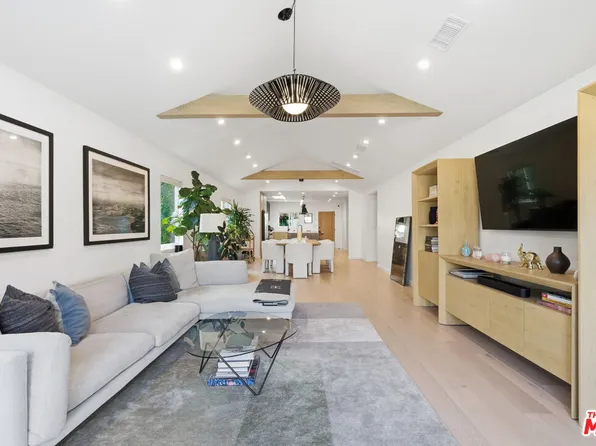 1726 S Stanley Ave, Los Angeles, CA 90019